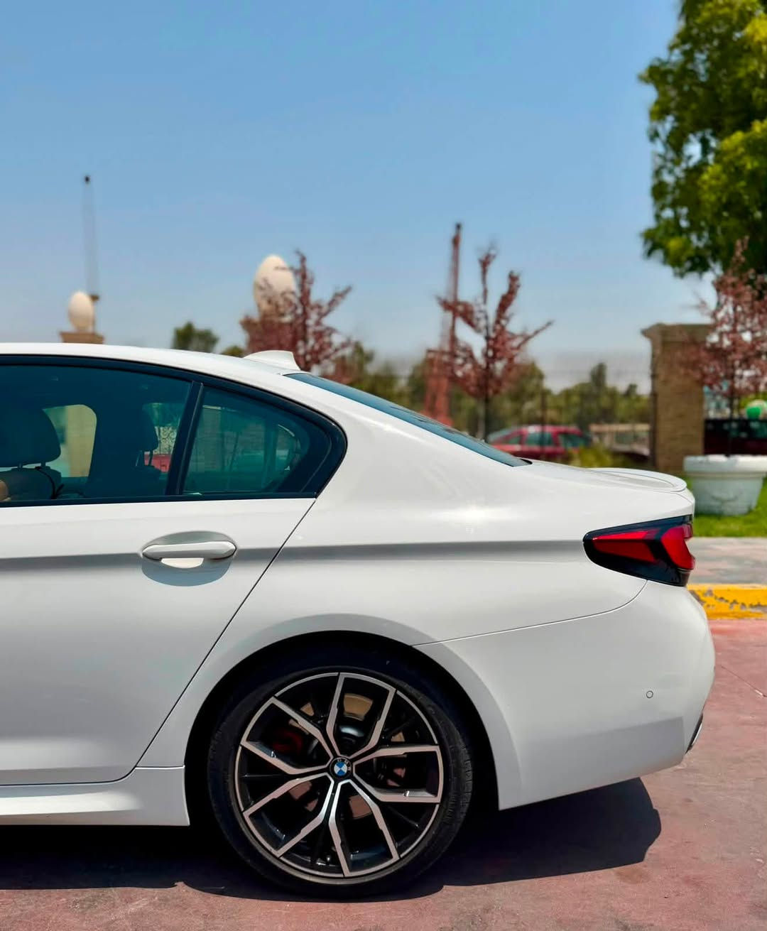 السلام عليكم
Bmw 530i
خليجية وكالة العروش كفالة عامة كت M
هزه وسنوية جديدة
سلايد ،ماوس ،داتا شو ، داخل اناره متعددة الالوان ،بردات اوتو بارك حساسات امامي خلفي جنطه كهرباء شاحن وايرلس رادار امامي وخلفي ،نقطه عمياء، تحديد مسار
قياده اليه كشنات كهرباء 3وضعيات منفصل كشنات خزن ميموري ويل ٢٠ اصلي ماشيه 120الف وبعد بيها هواي مواصفات معروفه ال M رقم بغداد باسمي تحويل مباشر 
السعر   (٣٥،٥٠٠ دولار )  ٣٥٥ ورقة
للاستفسار 
***********
