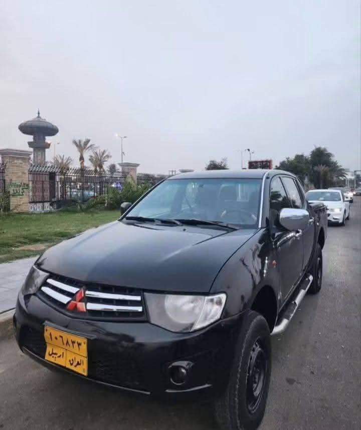 ميسبوشي l200 /2009 / بانزين
كل نقص مابيها جاهزة
صبغ عام بدون ضربة فقط جمالية 
السعر ٧٥ مجال جدا بسيط 
مكاني بغداد / السيدية 
*********** فقط واتساب 
اتصال ***********

