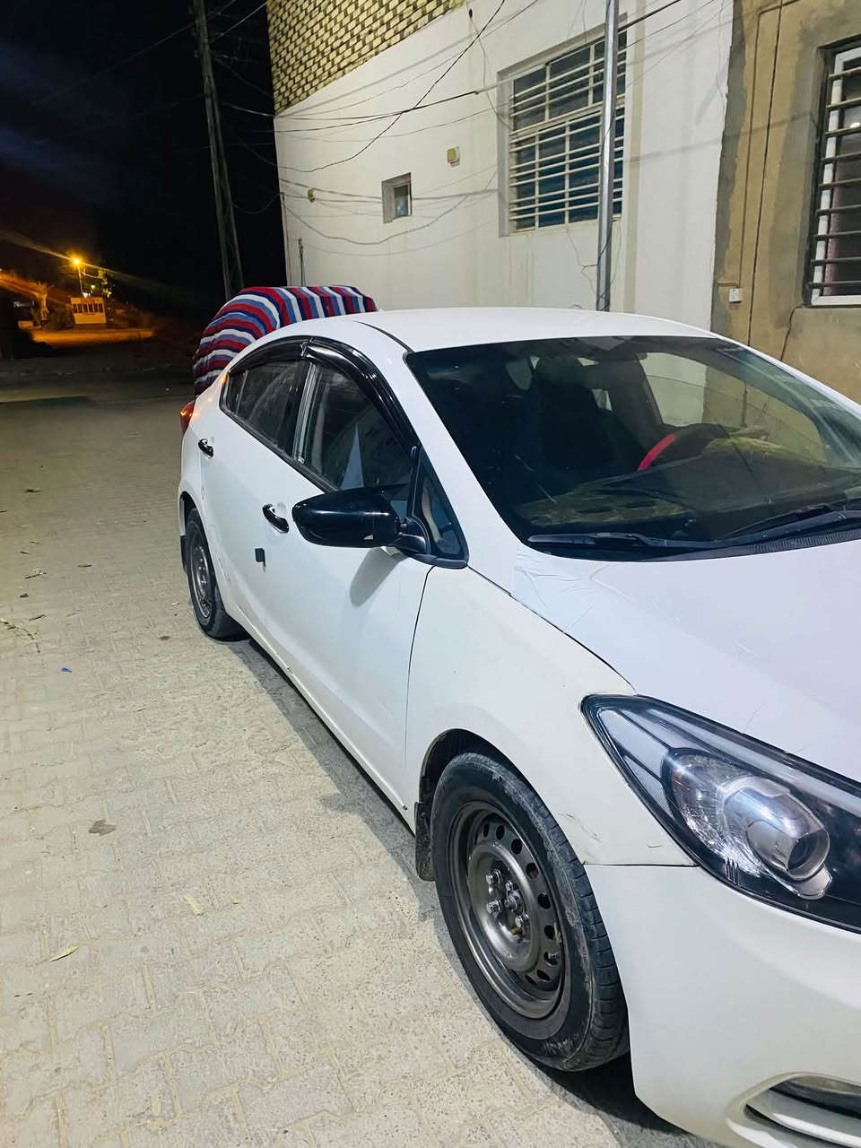 سلام عليكم
سيراتو ٢٠١٤ خليجي 

مكينة كير تبريد 

حدادية سيارة جاهزة 

رقم الماني اربيل تريد تحويل تريد وكالة 

بيه بنيد او جاملغ مبدلات 

باب وره السايق او الهلال بيهن صبغ 

شاشة كامرة 

تايرات جدد

مكاني نجف 

***********

السعر ٩٦
