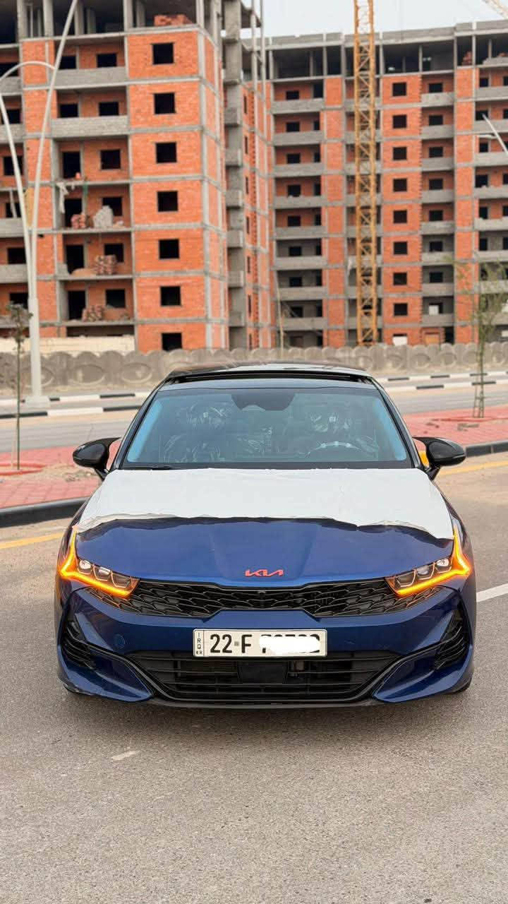 كي فايف 2022 جي تي لاين
تيربو 1600 
وارد أمريكي داخله من امريكا بس خشم البنيد وهنا صار بيها بوارد خفيفات
السياره فول مواصفات 
بانوراما 
كروز سرعه 
تثبيت مسار 
كلشي بيها وحلوه السياره مابيها نقص 
مكاني البصره ياسين خريبط 
سعرها 155 بيها مجال بسيط
***********
