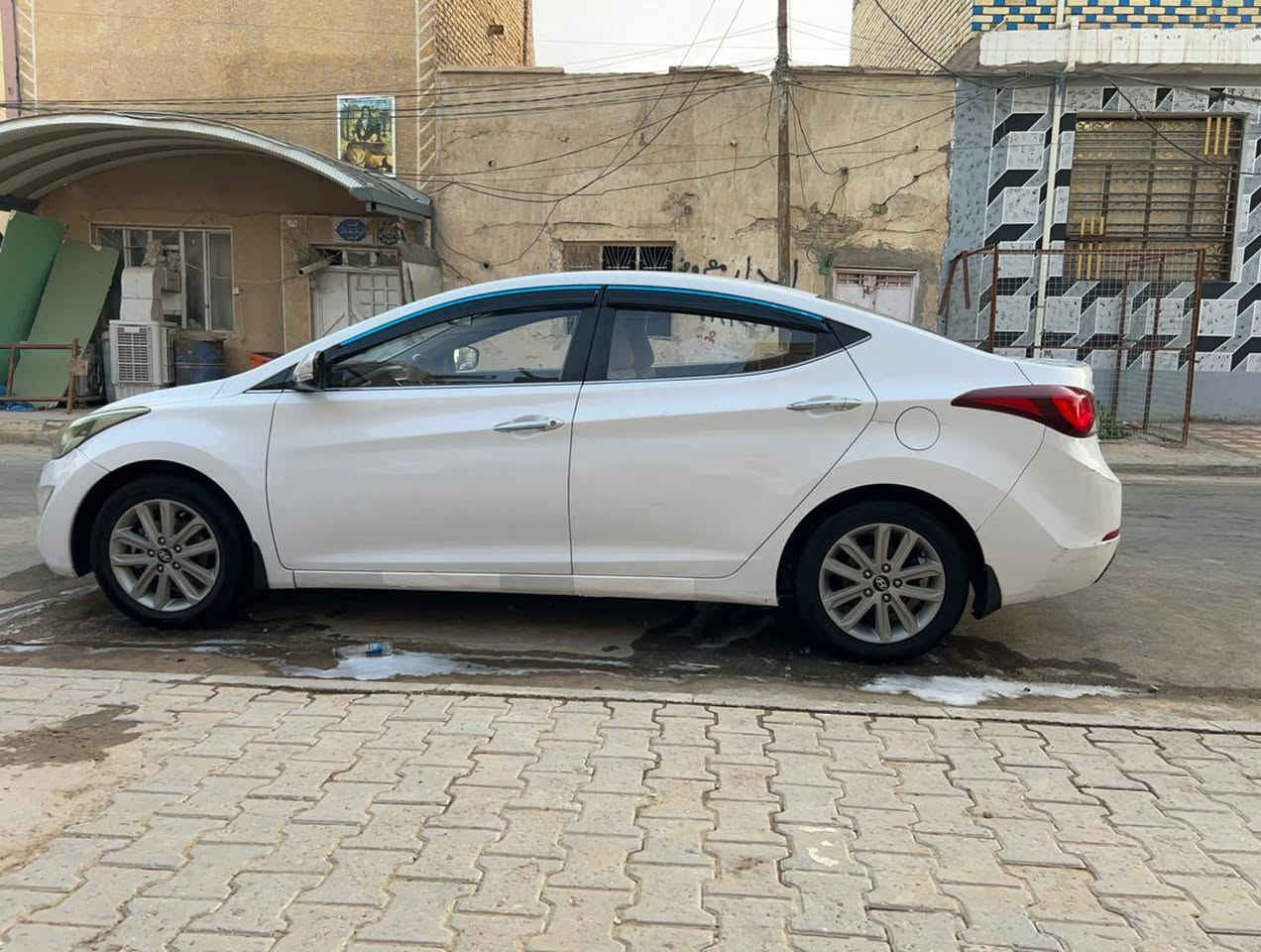 سلام عليكم للبيع النترا موديل 2015 خليجي فول مواصفات محرك 1800دوش سياره كفاله من الضربه والتبديل بيه صبغ  كلش قليل  محرك كير تبريد حداديه كفاله سياره جديده رقم اربيل  سعر115 وبيها مجال *********** هاذه رقم صاحب سياره انتصل علي اني مكلف بل نشر مكان سياره نجف
