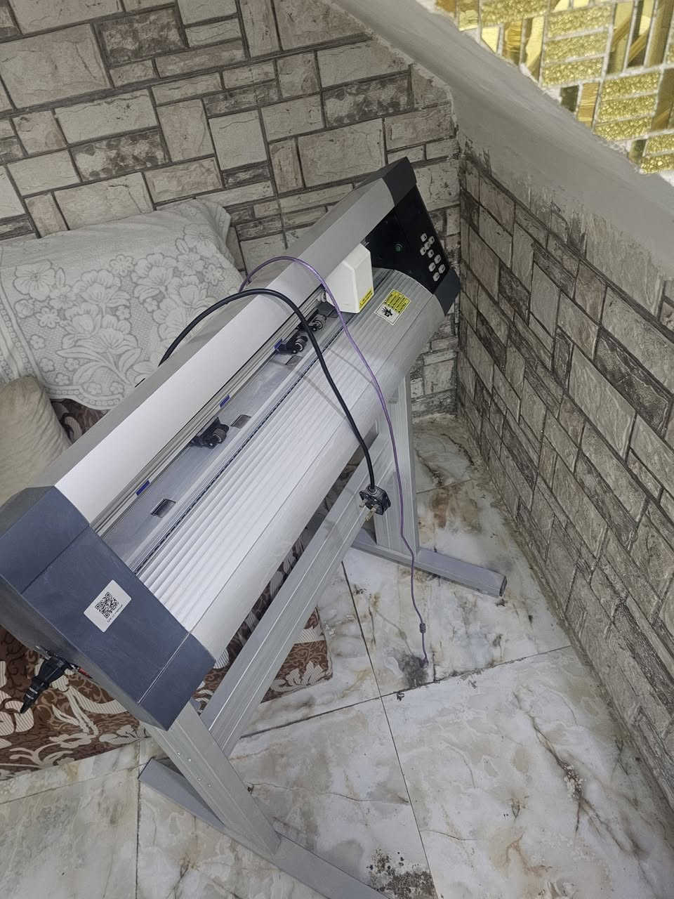 للبيع جهاز كتر بلوتر  ماي كات عرض ٧٠ سم صافي جهاز نظافة ١٠٠ % استخدام اقل الشهر رايده ب٣٥٠ وبي مجال عنواني بابل ***********
