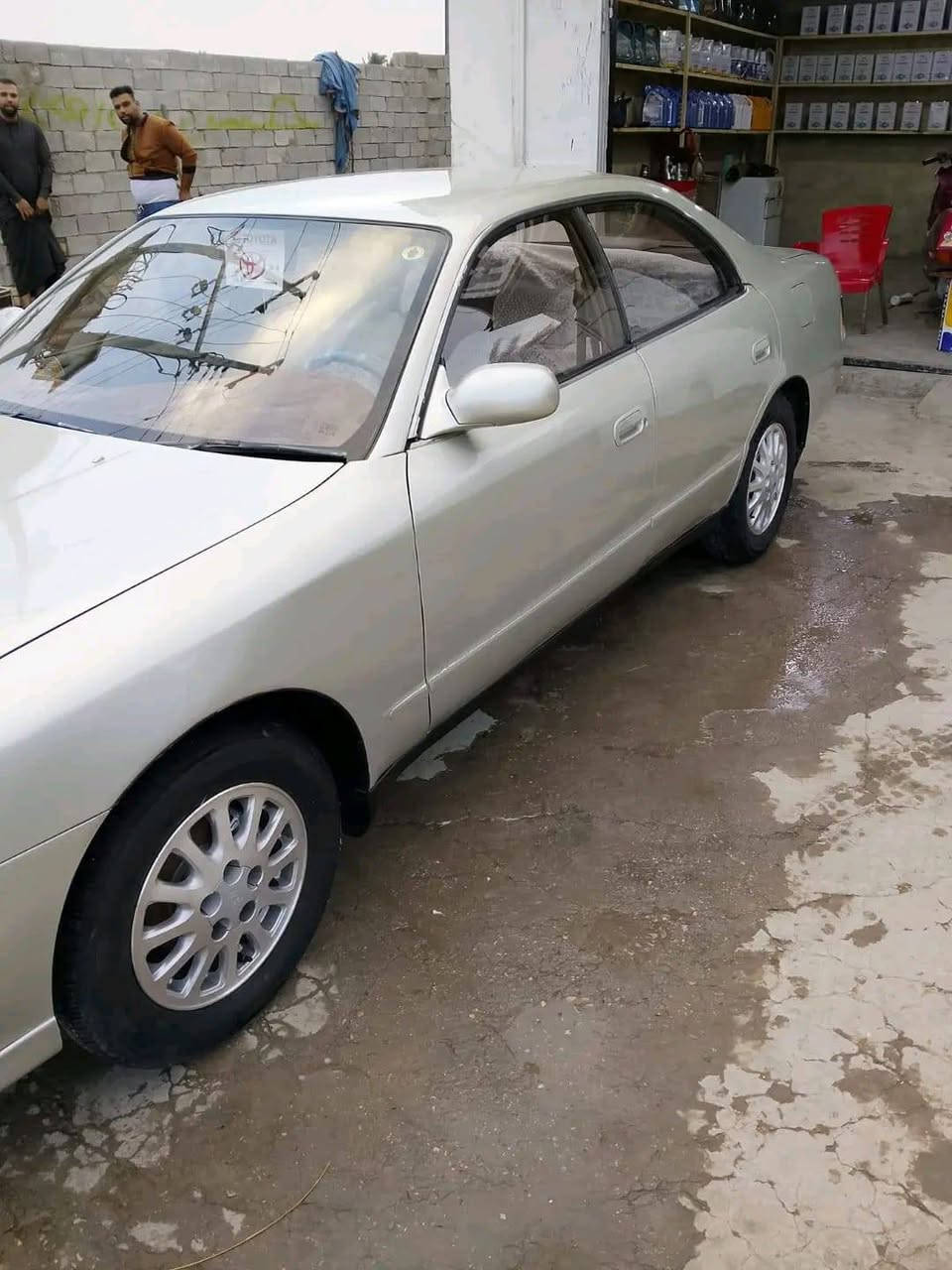 شيزر نفخ سياره كفالة عامه كص وضربه
مكينه ونجي 

كير وحداديه جديد 

تبريد شغال 

غرفه جديده 

سياره ما عايزه 

السعر 64

الاستفسار عل رقم ***********
