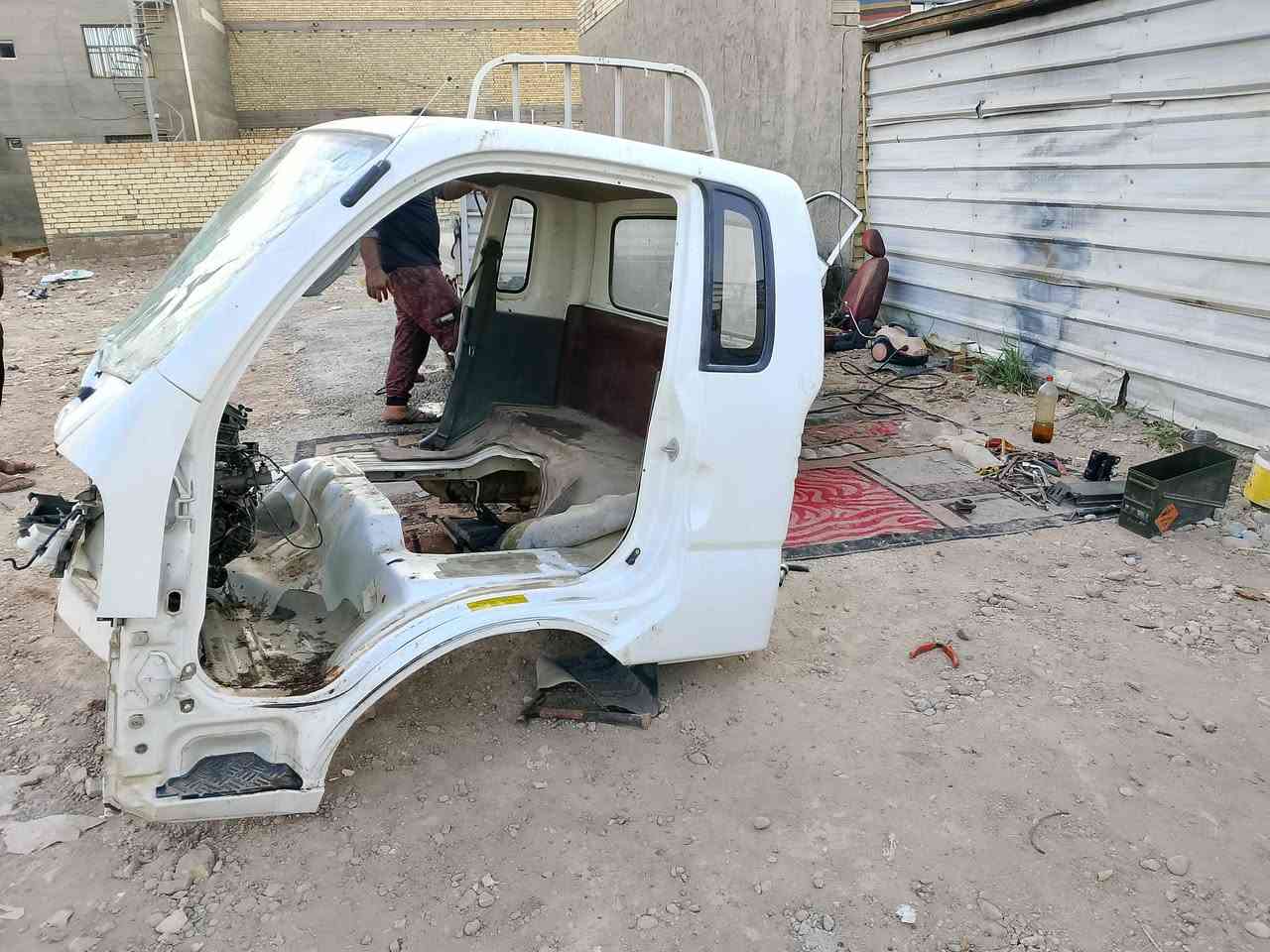 سلام عليكم قماره مديل 18 باب جديد دشبول كامل كاعيه ضفيره مال مسكر بعده جديده مكان بغداد تقاطع درويش حي اعلام ***********
