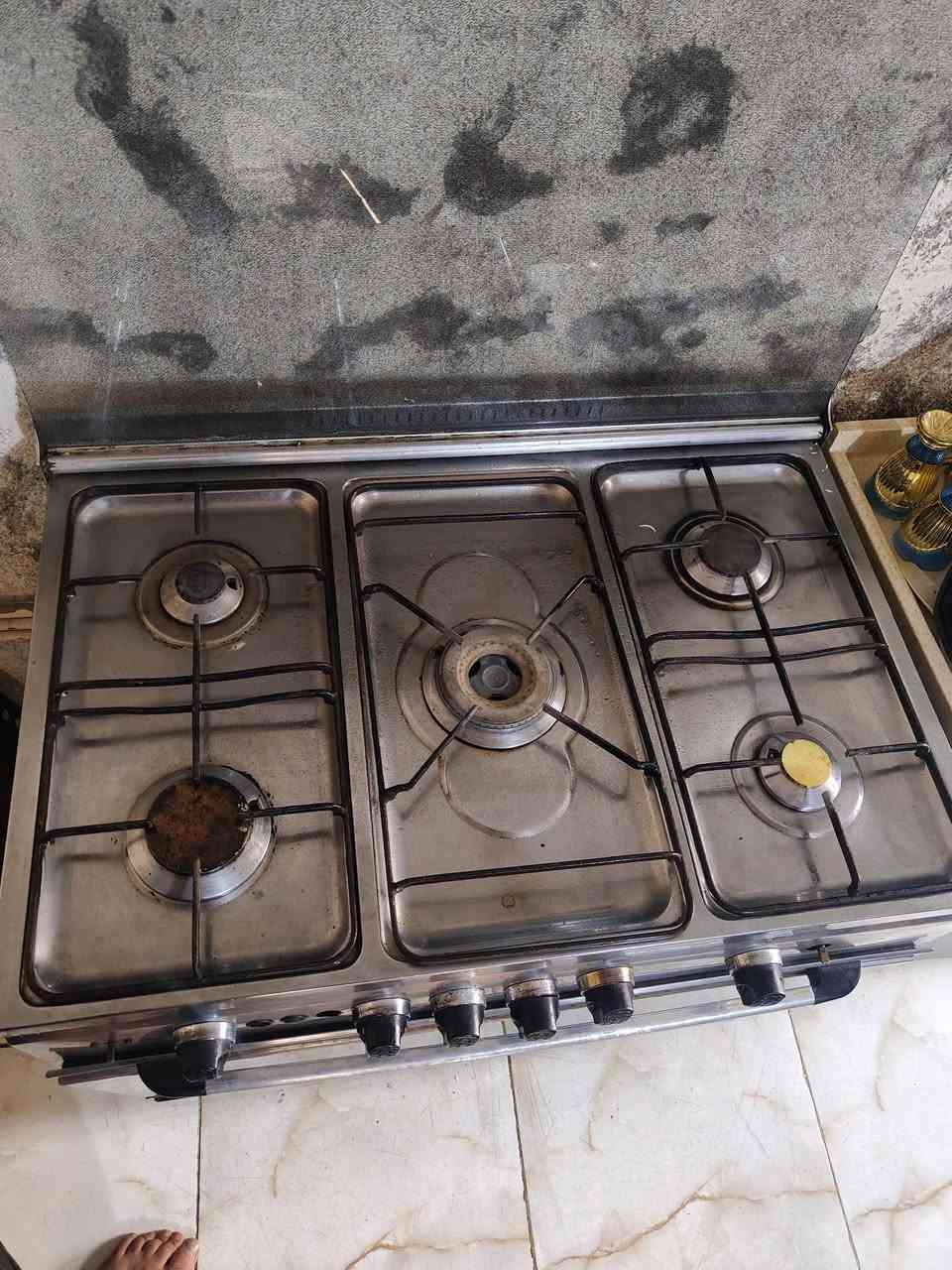طباخ جامبو 5 عيون للبيع 🔥
نظيف وحالته جيدة جداً، الفرن والعيون شغالات ✅
مناسب للبيت والاستخدام اليومي.
💰 السعر: 175 ألف دينار فقط
🤝 وبيه مجال بسيط للجادين
📍 العنوان: كربلاء – حي العسكري
📞 ***********
