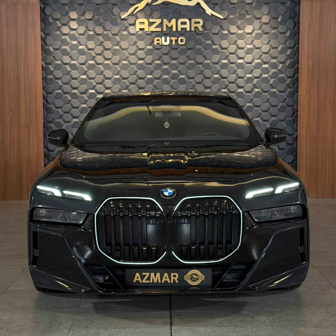 الكرستالة💎
BMW 740i individual ⚜️
شاشة السكف + ابواب رولز + سكف رولز
‎موديل : 2024
كلين تايتل🔥
لون اسود و داخل قرميدي 🔥
ماشية : 30 الف فقط

مواصفات السيارة فول الفول  
شاشة السكف theater screen
ابواب رولز ( كهرباء)
سكف رولز (sky lounge)
جكات
سماعات Bowers & wilkins
داتاشو
ناضور بيها
‎تشغيل عن بعد
رادار امامي و خلفي
اوتو بارك
٥ كامرات
صندوك شفط
انارة كرستالة متعددة الالوان
كشنات جلد 
كشنات تدفئة
ستيرن هيتر
كشنات كهربائي
كشنات ميموري
ويالة M بلادية
ستيرن M بلادية
شاشة بالابواب الخلفية(تحكم مواصفات السيارة)
تصاميم (My mode) تبديل الاوضاع
اوتو هولد
تحكمات كامل الستيرن
تغير اشكال الكيج

مواصفاتها متخلص و بعد هواية متنذكر

السعر : 870$ ورقة

للاستفسار : ***********

العنوان : السليمانية المعارض الجديدة شركة ازمر اوتو معرض رقم ٣٤
