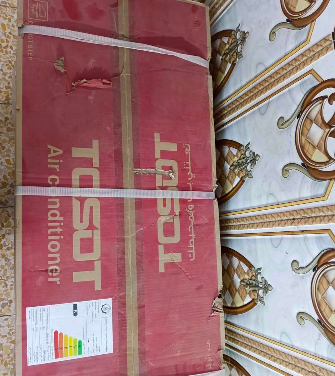 سلام عليكم سبلت توسوت مامفتوح من الكارتونه ثنين طن اجاني هديه ومامحتاجه سعره600وبي مجال مال جيتك تفحصه وتأخذه جديد مامفتوح من الكارتونه مكاني ناصريه رقمي ***********
