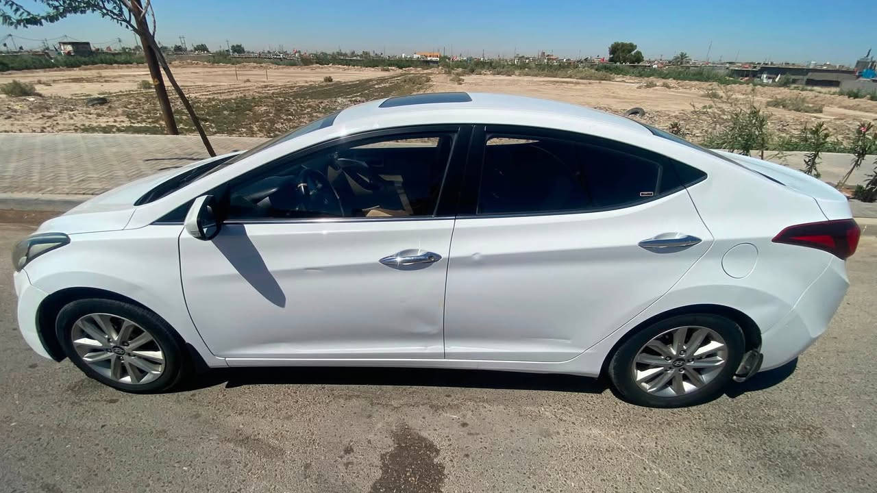 —النترا خليجي 2015 فول ماعدا البصمه مكينه 1800 فتحه شاشه كامرا تبريد قطعتين 5 ويل كب مكفوله من تبديل والصبغ ماعدا دحجات مبينه بل صور تبريد حداديه مكينه كير خير من الله ..
—سياره منتهيه سنويتها بااسم شركه هدار  للاستفسار ***********
