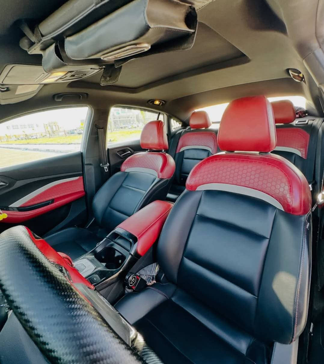 Mg gt 2023  لاكجري اعلى فئة رقم بغداد انكليزي باسمي 
قطعتين تبريد
رادارات 
كاميرات محيطية 360 درجه
بصمه دخول 
كشنات جلد لونين وتحكم كهرباء
مري شفط فتحه سقف
مكفولة عام فقط بارد بخشم البنيد من الاعلى 
اطارات مشلن 
ماشية 80 الف 
كير طيارة
اقتصادية جدا زمحرك تيربو رياضي وكير DCT 8 نمر
عليها عازل حرار للجام وكماليات الجيتي كلها مشدوده  سيارة كامله ع اخر حبه والحقيثة احلى من الصور وتختلف عن ال25 الوارد الصيني هاي وارد خليجي مال شركه الي حاب يستفسر وشراي يتصل واهلا وسهلا 
مكانها كربلاء 
*********** بغداد, العراق
