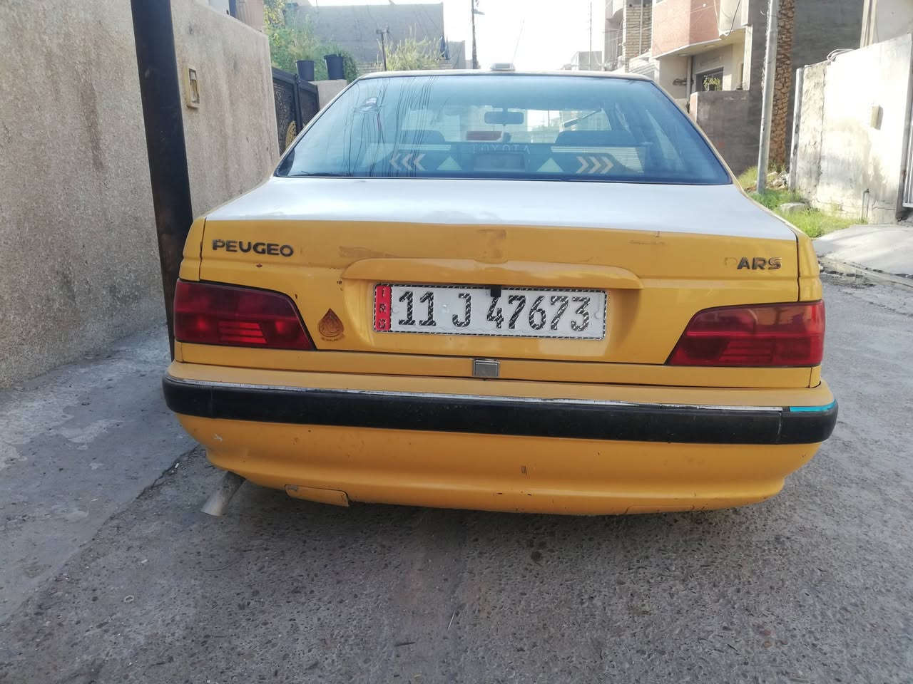 بيجو بارس اللبيع عدم تفرغ الهه سياره  حلوه مرتبه بس بيهه دبل الوره طاك السعر31نهايتهه غرامه عليهه دفع المشتري مكلف بلنشر عنوان بغداد الشعب ***********
