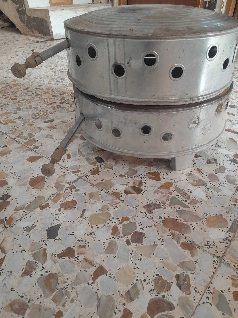 تنور • نظيف • للبيع