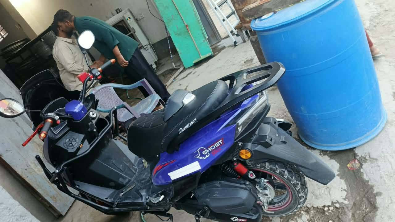 دراجه البيع مكفوله وضع المعرض نضافه 100 المكان كربلاء جامعت فريحه ***********
