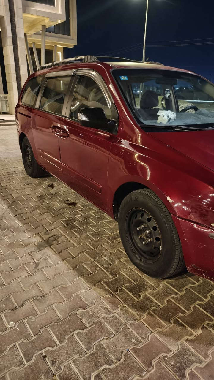 السلام عليكم
للبيع كيا سيدونا موديل 2007 رقم بغداد بسمي مصبوغة حزام وارد أمريكي ( كلين تايتل) العنوان واسط مركز السعر (100) عليها غرامه 500 الف ينزلن من سعره وبيه مجال ***********
