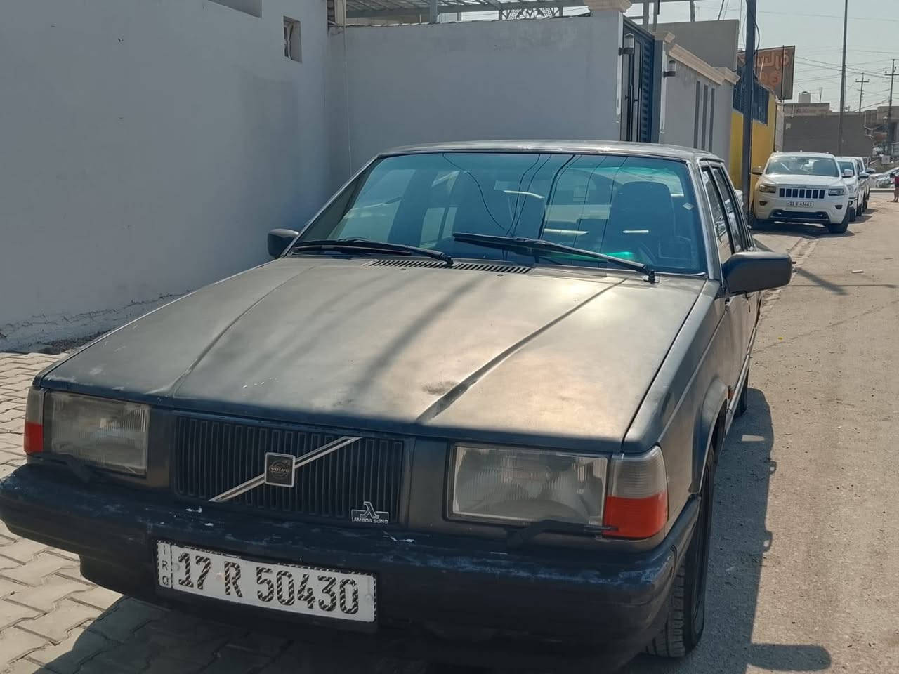 سلام عليكم  فالفو للبيع حجم 740 مويدل 90 مكينه وكير بلادي  دشبول ودركه 940  باسمي سيارة  مداور ثاني يوم   سعر 28   مكان نجف الاشرف  
رقم اتصال  ***********
