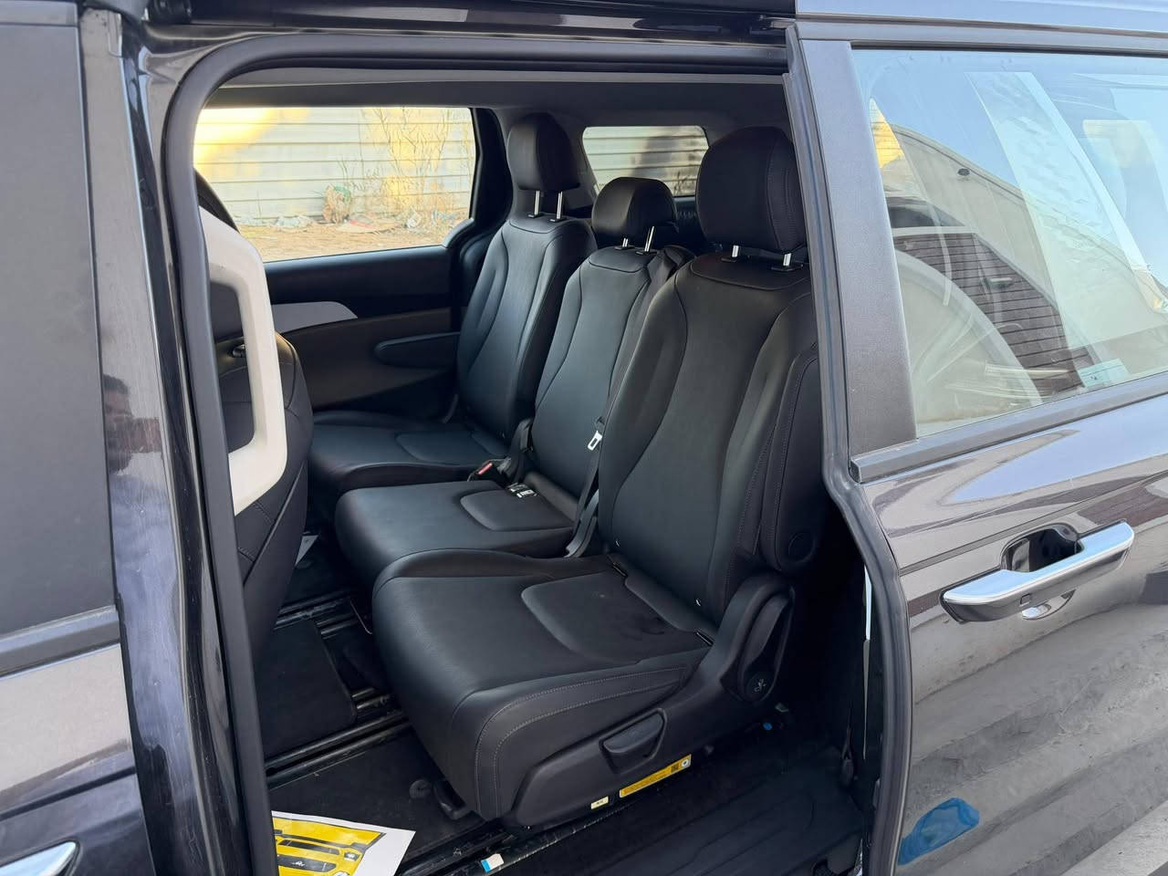 Kia Carnival 2026

         المسافه المقطوعه:  12000 كم فقط حساب زيرو 

الضرر : تقرير مياه شرط الفحص للدوسه تجي تفحص وتشوف بعينك يم السونار المي ماواصل اي شي ولا بيها اي خلل
#مواصفات

1.شاشه 
2.كاميرا
3.بصمه
4. نظام ايكو + سبورت
5.ويل كب 
6. تشغيل عن بعد
7.حساسات خلفي امامي
.لايتات لد
10.لايتات زنون
11.بكلايتات لد
.رادارات 360
.ثلاث قطع تبريد
.هندبريك بصمه
.تحديد مسار
.كشنات كهرباء
تدفئه تبريد بالكشن 
تشغيل عن بعد 
سياقه ذاتيه 
توقف ذاتي 
مثبت سرعه 

رقم بغداد شهداء باسمنه وكاله وباقيلها سنه ونص تصير حره السعر 260 قفل قفل بيع مستعجل 
التواصل ***********
