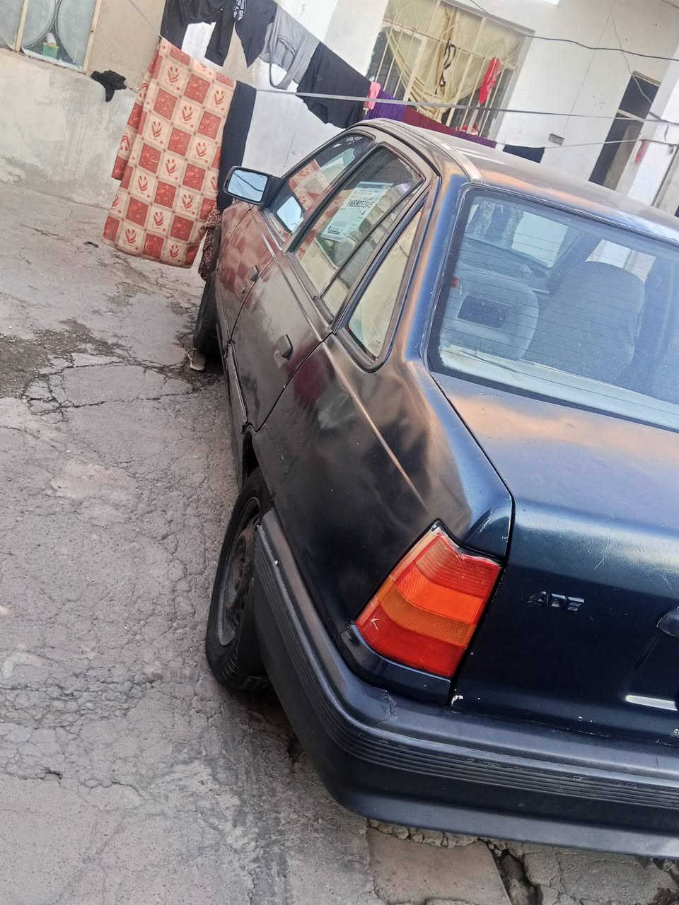 عندي سياره كاديت شرطه التحويل سياره مرسمه كامله نظيفه ماك بيها مجال بيها مجال شيء قليل هذا ينته السعر 20 وب***********
