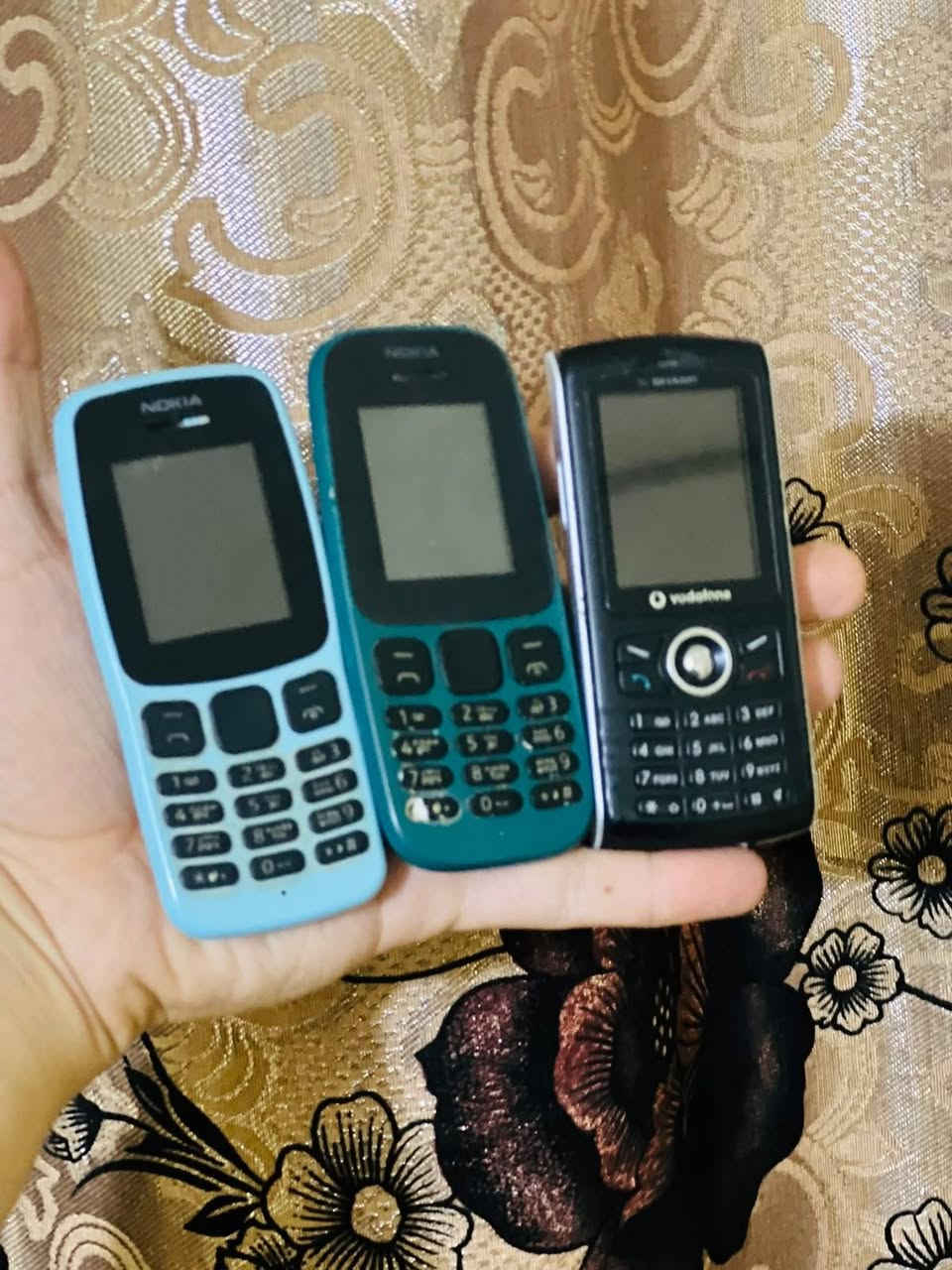 نوكيا • شــارب • دبل سيم