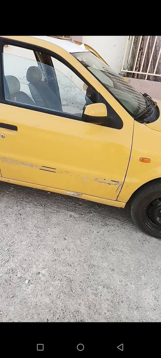 سمند للبيع نضيفه سنويه مجدده رقم انكليزي باقي على ستلام لوحات راعيه بلعماره وراعيه بلعماره مصفره هيئه وغرامه بيهه طبك بلكهربائيات بصيط مكينه وكير فرنسي بيه شوي تبخير وناعمه لمكينه تخم تاير حداده مابيه خياس معمرهن كشر شوف لعين عضمته حلوه سعر 25وبيه مجال رقم الهاتف ***********
