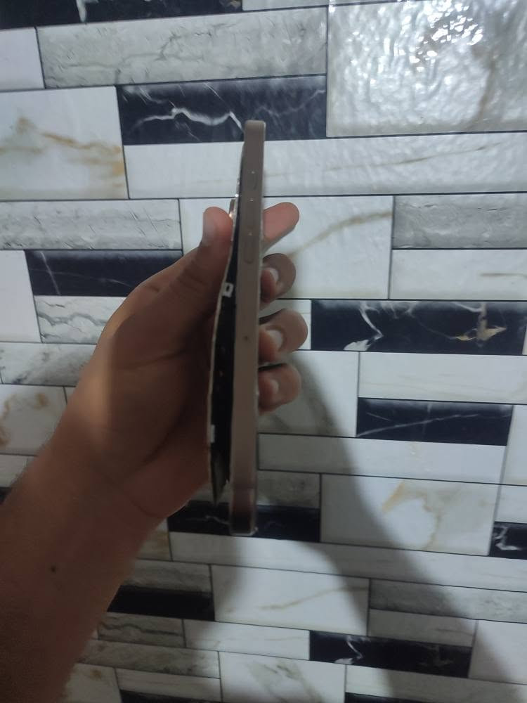 16بور ماكس مفلش بسس كمرات وشاصي وفلات كله بلادي ممفتوح بورد صاير بي كسر تاخذه تصليح اوتاخذه هيج بكيفك مابي حساب ذكرته 256 
سعره 180بكاني بغداد الجديدة شراي خاص او وتساب ماجاوب تعليقات..... بغداد, العراق

