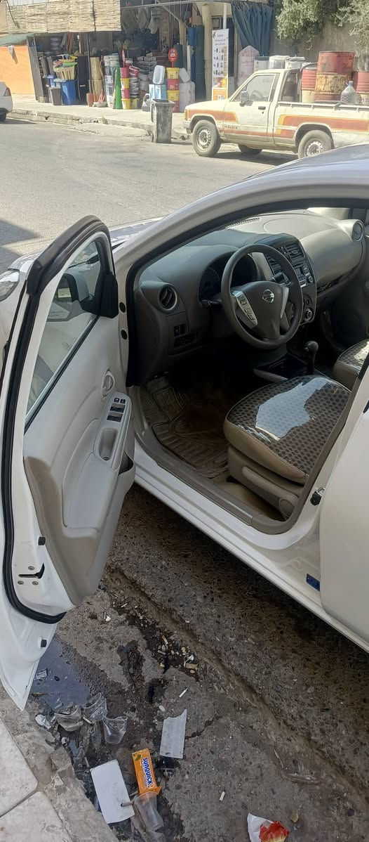 فول مواسەفاتە
18هەزار ڕۆییە
دوو تعدیلی هەیە 
هەمووی نوێیە 
نرخی 117 
نموونیە لەجوانی و خاوێنی 
*********** فایبەر وتسئاپ أربيل, العراق
