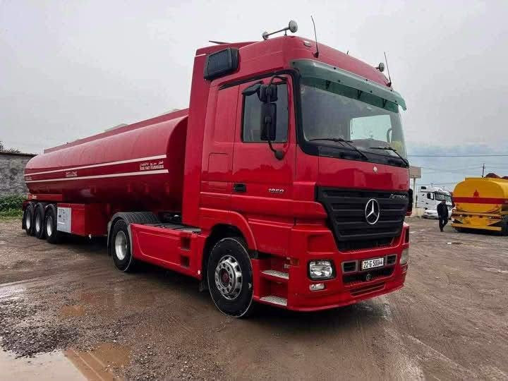---
*للبيع مرسيدس اكتروس  2004 

*المواصفات:* الاتيدر كامره 
🚛 *النوع*: مرسيدس بنز Actros 1850 
📅 *الموديل*: 2004
🎨 *اللون*: احمر
🚩 *الرقم*: اربيل 
📄 *السنوية*: مجددة لحد 2027/2/23
⛽ *سعة الحوض*: 36,000 لتر
✅ *الحالة*: نظيفة - جاهزة للشغل
نتهاء تكيال 2027/2/23
 

*المكان*: الرمادي 
*للاستفسار واتساب/اتصال*: ***********
