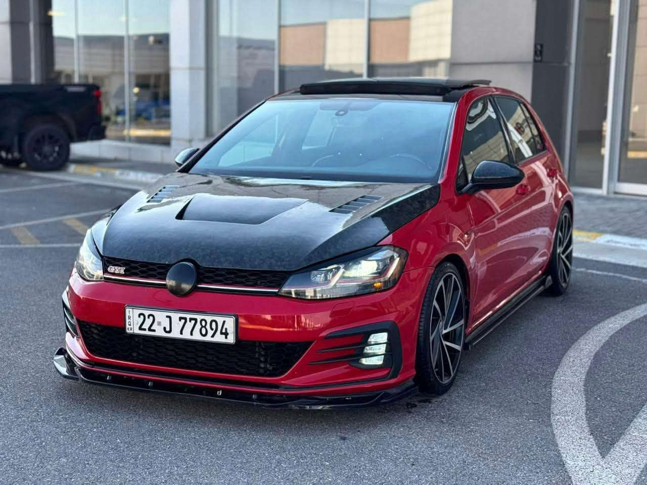 ﷽
GOLLF GTI 2020
▫️فولكسواكن گولف موديل 2020 GTI
🔹مواصفات GTI فول مواصفات ١/١ 
🔹لون مميز ( لون احمر ❤️ )

▫️محرك اربع سلندر 2.0L توربو محرك مرغوب 🔥🔥
🔹محرك و گير بشرط مامفتوح 📦✅
🔹بدون صوت و بدون صرف و خلل بشرط فحص
🔹ماشية 51 الف حقيقي 

▫️سيارة جديد حيل حيلو نظيفة 📦
🔹بيها ( واحد جملغ صبوغ بنيد محدث كاربون فايبر )
🔹سيارة جديد بدون بارد و بدون شخت بدون رصعات 📦

▫️اضافات بيها
1-ستيرن كاربون و شاموا
 2- هدرز 
 3- داون پاپ
4-لحية - دوسات
5-بونيد كاربون 
6-جناح 

مواصفات GTI فول مواصفات
( بصمة - پانوراما - كير أوتوماتيك - رادار امامي و خلفي - رادار جانبي - شاشة كبير - كشن جلد - كشن كهربا - كشن تتفيئة - بادل شفت - داخل ليد - نيضام قيادة سبورت و ئيكو - ئوتو ستؤب - لايت ليد و زينون - بلاجكتور - فوليوم - تحديد سورعة - بعد هواي مواصفات )

◽️اربع تاير ويل جديد 
🔹سيارة شرط بدون اى نواقص گير و محرك و حدادي و كاهرباى كلة بشرط
🔹سنوي و رقم و هزة جديد سنوي بأسمي
🔹 نفسي يوم / تحويل و كاله حاظر
🔹 مكان_🌆 سليماني

◽️سعر_155$ 🔐🔥🔥
◽️موبايل_ *********** ::: ***********
____________________________________
