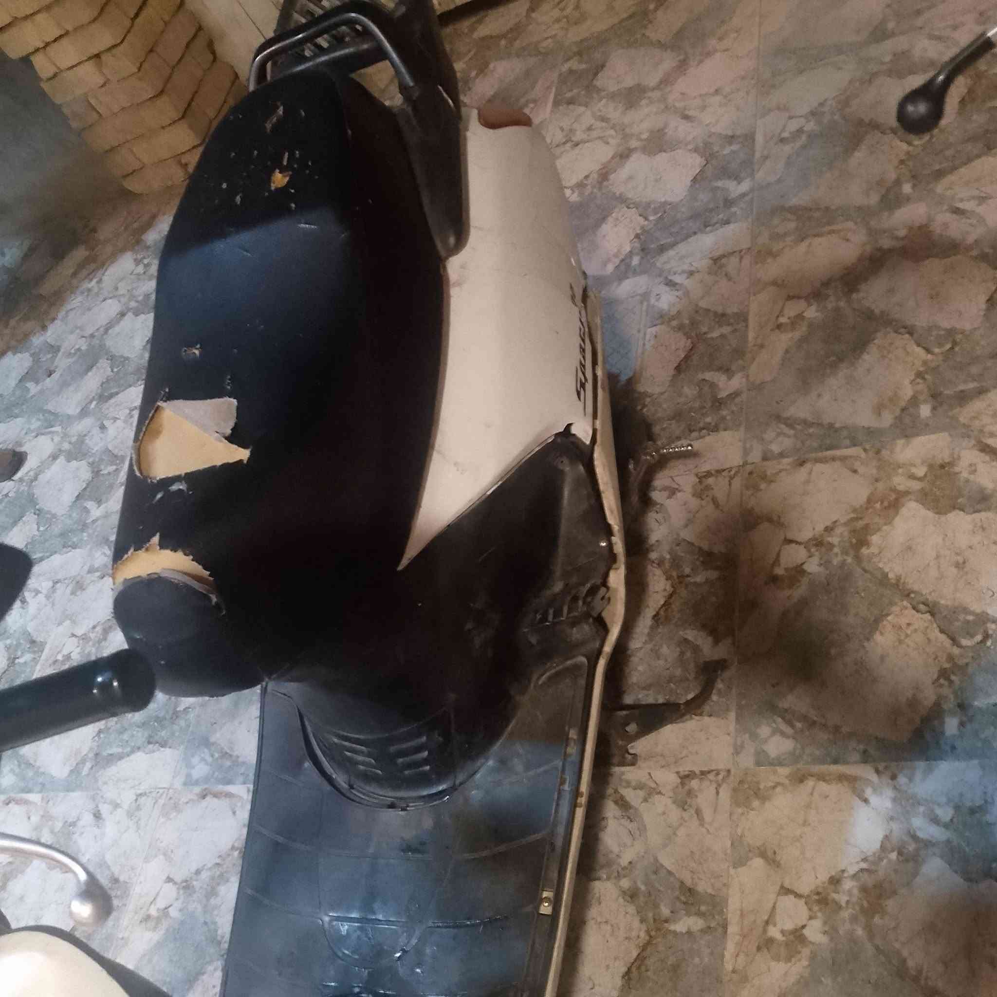 سلام عليكم  دراجه سبيسي البيع يابانب صالهه اربعد تيان مجفته ونكره سلف بسعر مناسب30050 وبيهه مجال هاه رقمي ***********
