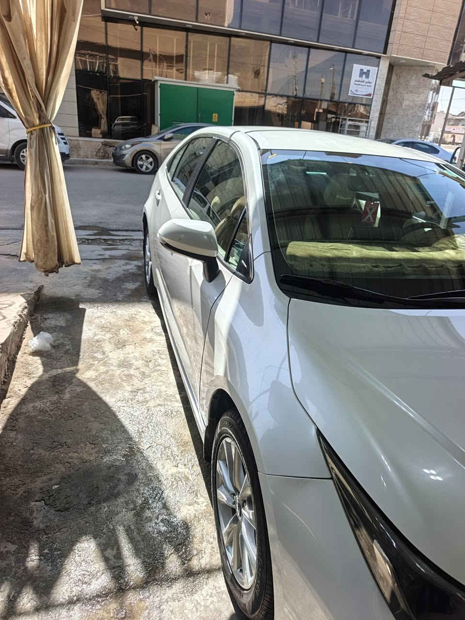 كورلا • ٢٠٢٣ • بدون دواخل