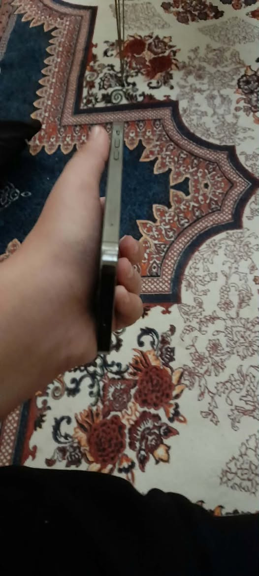 سلام عليكم ورحمة الله وبركاته ايفون 12 برو فقط شرق اوسط اماراتي 256 شريحة فعلية جهاز مبدل شاشة اوليد نوعية ممتازة بطارية أعتقد مرفوعة من 72 لل 100 فيس ايدي بي خلل بكاميرة العمق ضهر مفطور تواصل واتساب ***********
