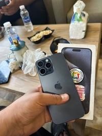 ايفون ١٥ برو ماكس • ٢٥٦ • بطارية ٨٦