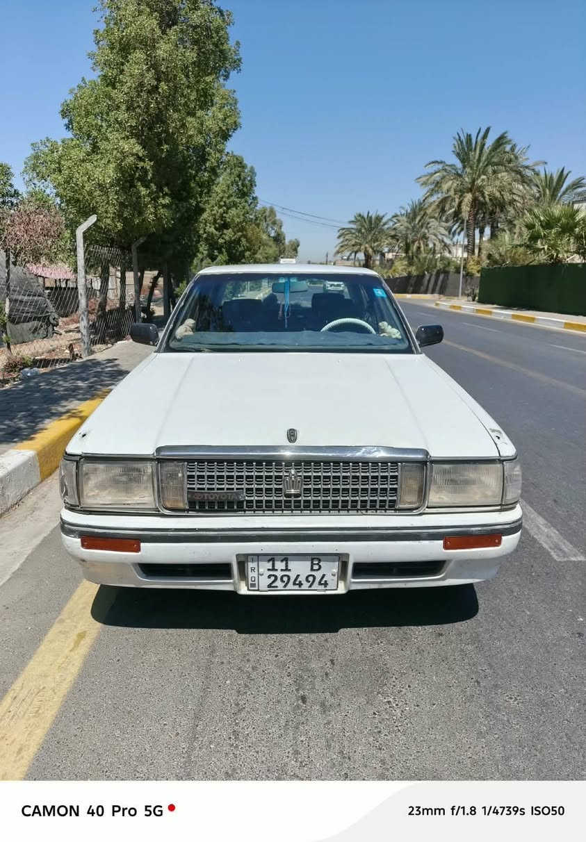 السلام عليكم للبيع سوبر سيدان بلادي يسره ما محور رقم بغداد انكليزي موديل 89 مكينه بطه الفين ونص ديلگو گير محرك بشرط تدفئه تبريد سنويه باسمي مداور ثاني يوم سنويه 2027 حداديه جديده تايرات نص عمر قطعه وحده فقط صبغ مكان السياره بغداد الامين سعر 52 بيهه مجال بسيط الهاتف ***********
