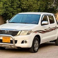 هايلوكس • ٢٠١٥ • اوتوماتيك