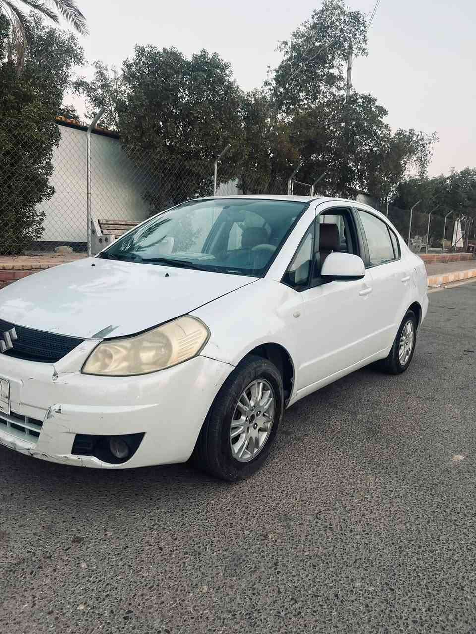السلام عليكم
سازوكي 2011 sx4

رقم ميسان 

بيه طخه بسيطه بالجاملغ عكس سايق 

السعر —57$  

للتواصل.   *********** 

مكان السياره. العماره
