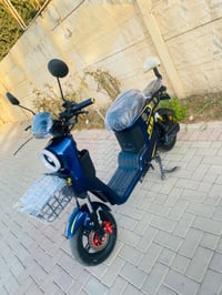ار تسعه • ٥ بطاريات • ٣٢ أمبير