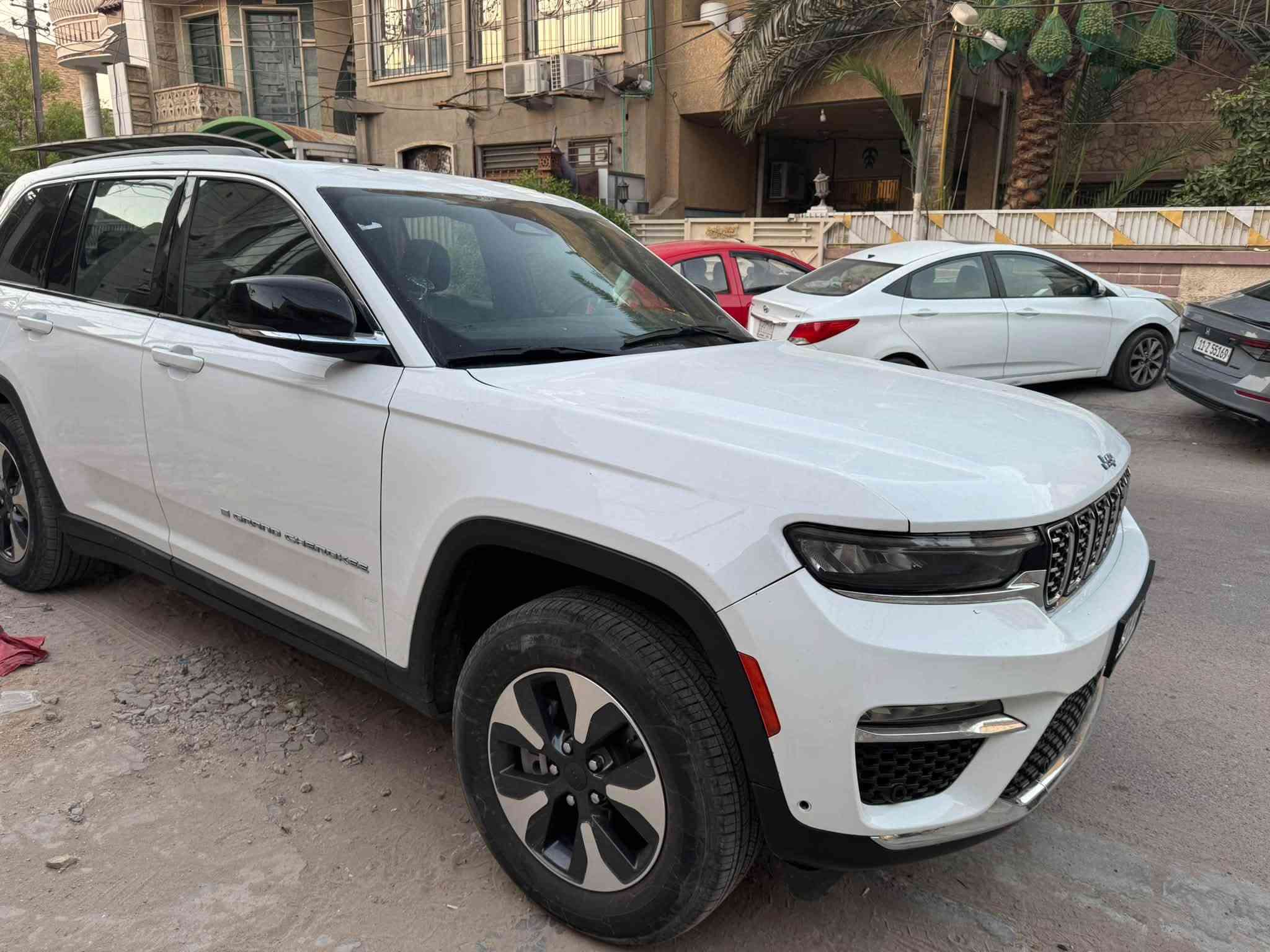 جيب موديل 24 فول لفول 1/1 بلكن مكينه 2000 تيربو رقم بغداد باسمي صور الحادث والسونر بالمنشور للاستفسار *********** مكانها بغداد

