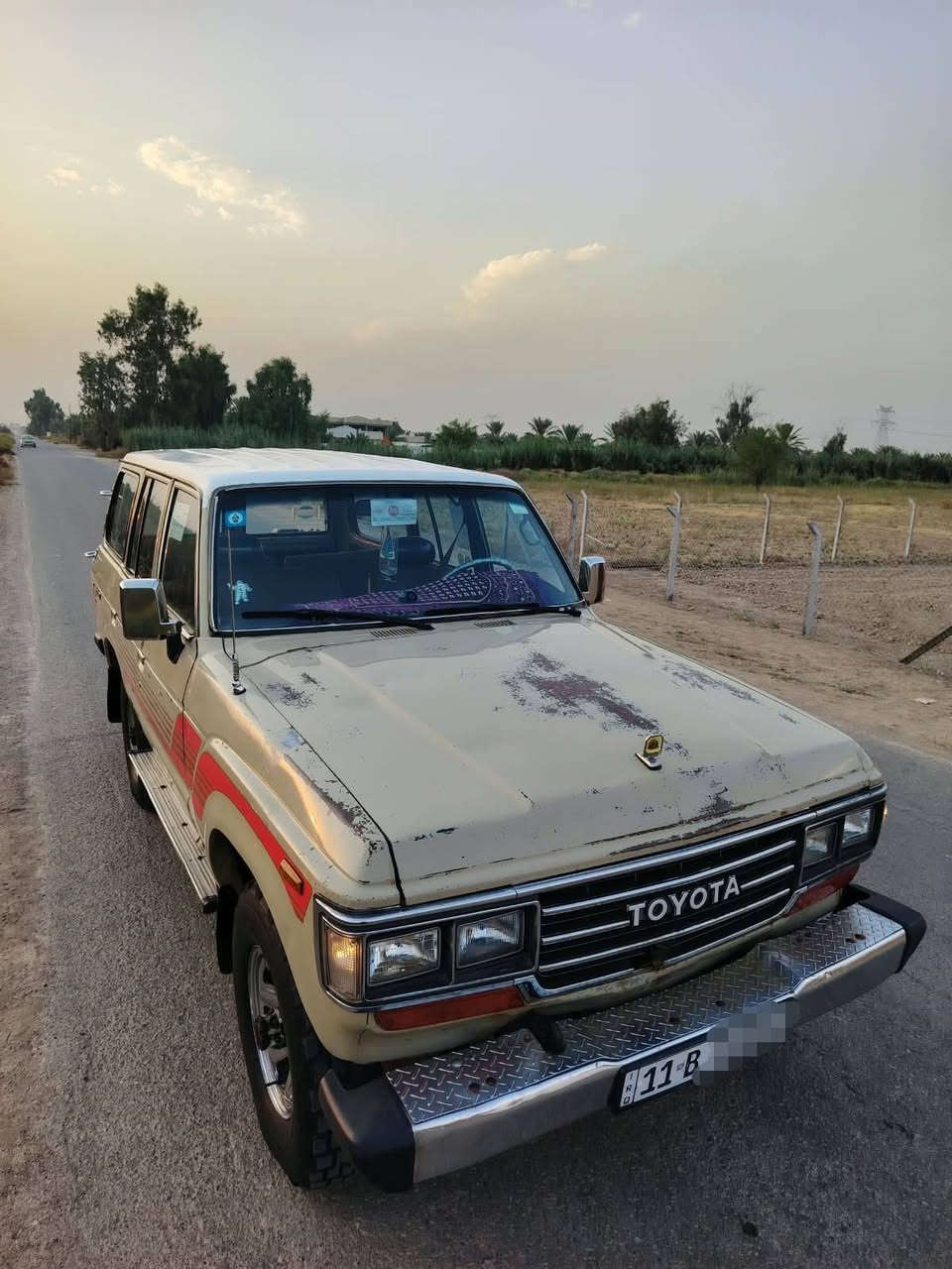 اللهم صل على محمد وآل محمد 
لانــدكروز  88 بلاديه  السياره كامله من كلشـي متعوب عليها

بغداد انكليـزي بسمـي 

كيـر وحداديه واكـسلات كلــه جديـد

تخم تاير يابانـي

مكينه كـاز كرنـفال

داخلها يخبل السيـاره  وكشرها حلـوٓ

السعـــر :60 بيه مجال بسـيط 

مكـاني :بغداد الشعـب

رقمـــيٌ ؛ *********** أبــو سيـف

