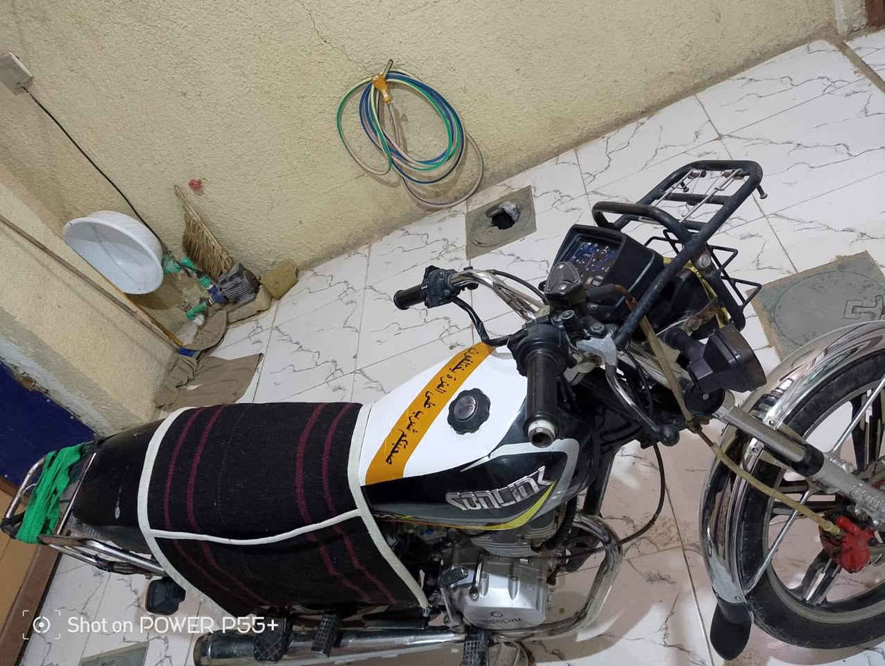 سيفان 5كير مديل 2023 اوراق كامله
دراجه نضيفه  السعر 500 ومابيه اي مجال 🚭✌🏼
جماعت 400لا طبولي رجاىن  الرقم ***********3

نص مكتوب في الصور:
- Shot on POWER P55+
