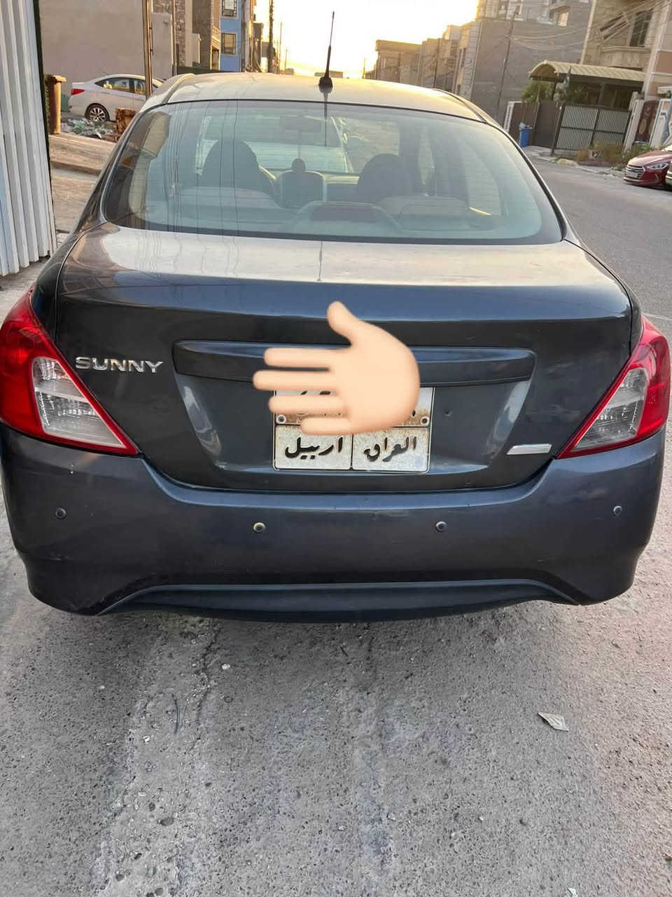 سني ٢٠١٦ هندي ماشيه ١٤٨ كير مكينه مكفول السياره مكفوله مكان واحد بارد والطخه موضحه بالصور 
بيع او مراوس بجيتا ابو باسات 
السعر ٩٥ وبيه مجال 
***********
