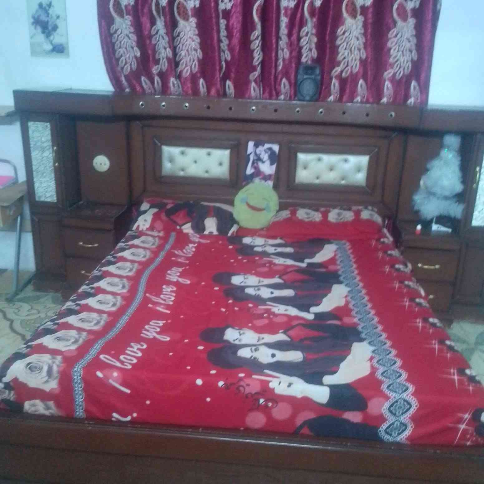 غرفة مصرية • تحتاج صبغ • خشب كلش زين