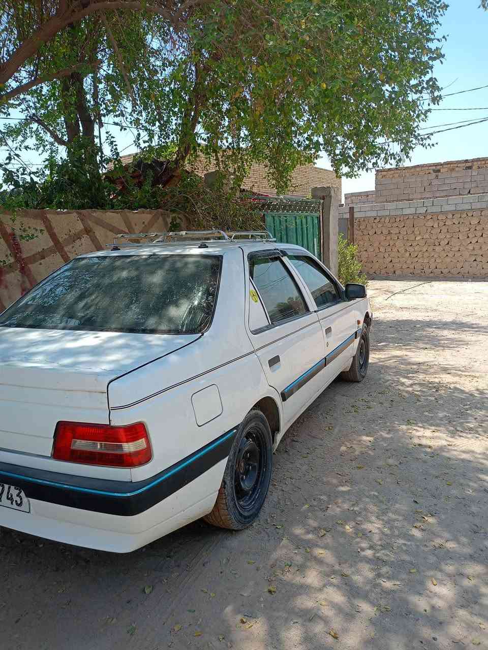 السلام عليكم بيجو 405 جاملغ خلفي ع بارد موديل 2016 السعر 40 وبيها مجال الاتصال ع هذا الرقم ***********
