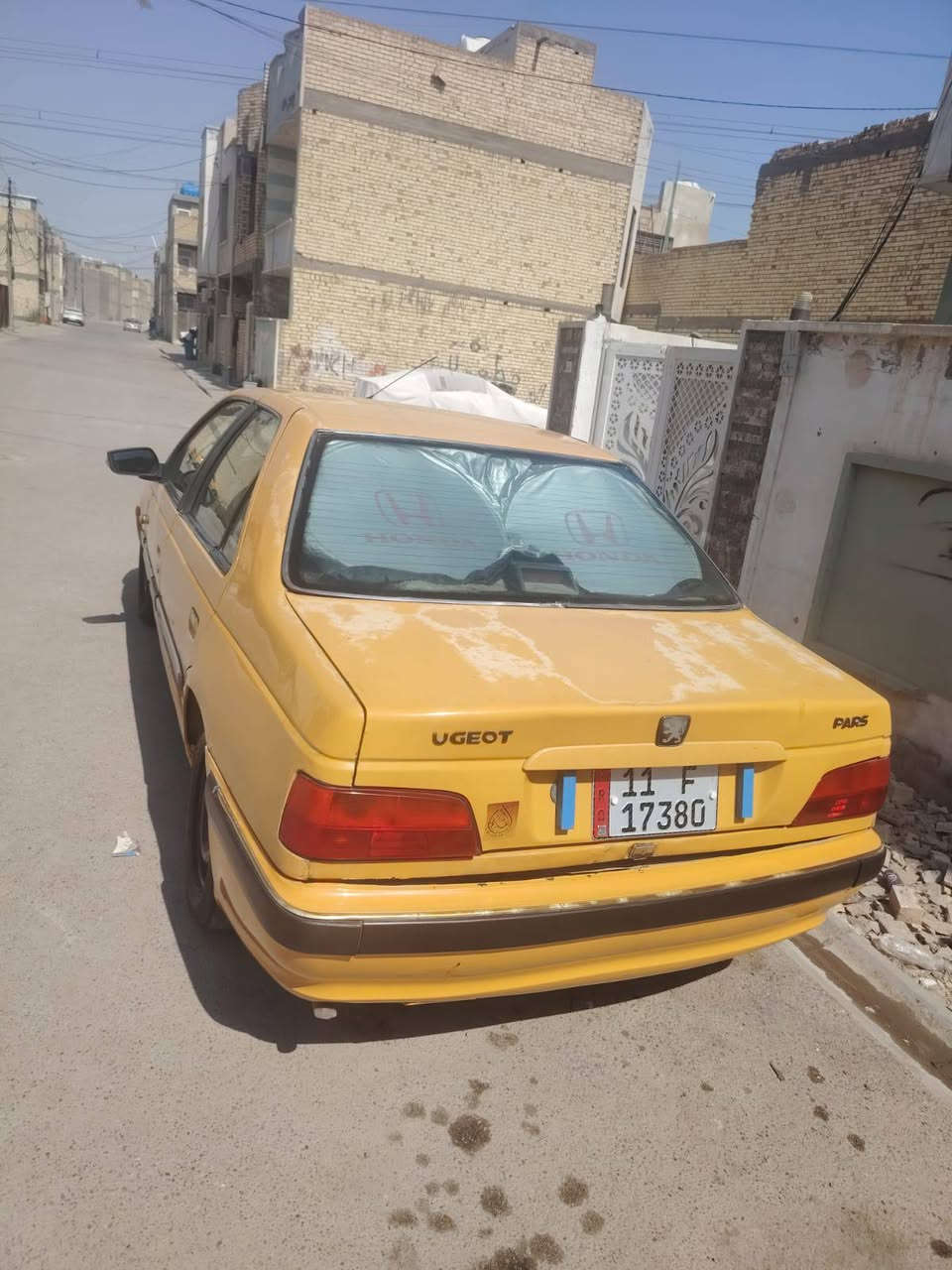 سلام عليكم البيع بيجو بارص موديل 15 مصفره غرامات سياره جاهزه المكان بغداد السريدات *********** كير محرك مقفولات تبريد شغال السعر 35 وبيهه مجال
