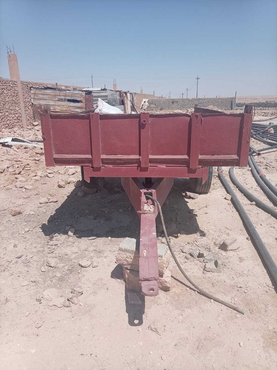 سلام عليكم  
للبيع عربانه جديده تواير جدد جك جديد 
عربانه كامله كامل سكندريه  
***********
