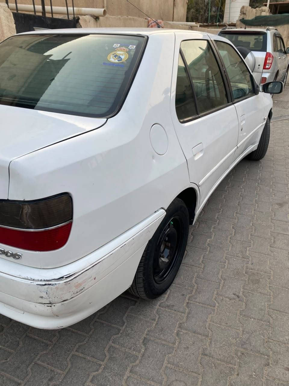 سلام عليكم سياره بيجو فرنسي 306 سياره نضيفه تبريد ثلج مكينه اوكير كفاله سياره نضيفه رقم بغداد مشروع وطني سعر 37 اوبيهه مجال موديل 2001 الأستفسار *********** سنويه بعدهي مامنتهيه العنوان بصره عشار البصرة, العراق
