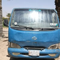 شاحنات