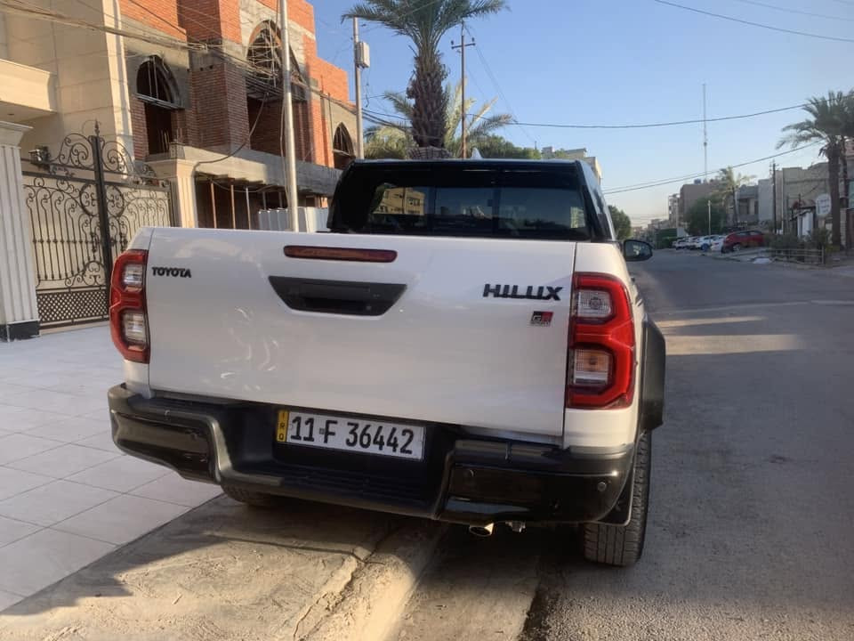 هايلوكس جي ار موديل ٢٤ ماشية ١٧ الف كيلو
رقم بغداد 
مبدل البنيد وجاملاغات بارد. 
مكاني بغداد حي الجامعة 
السعر ٤٠ الف 
***********
