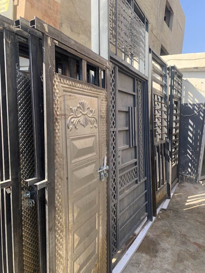 سلام وعليكم 
عروض خاصه انواع الشبابيك والابواب بارخص الاسعار ارخص ناس بصلاح الدين حديد السمك مالته ( 3 ملم ) 
باب مطبخ قياس 100*270 : سعره 150 الف 
باب كندور قياس 125 *270 : سعره 175 الف 
ابواب المناور والبيتونه عندي بـ50 الف 
الشبابيك شباك قياسه 150*150 سعره : 80 الف
شباك قياسه 100*150 : سعره 50
شباك قياسه 150*200 : سعره 125
وموجود انواع القياسات الشبابيك والابواب 
العنوان تكريت الديوم مقابيل مجمع جنه تكريت 
للاستفسار : ***********
الرقم الثاني : ***********

