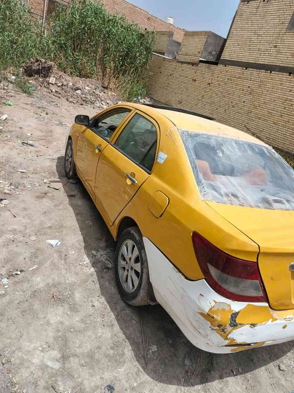 السلام عليكم بي واي دي جي ثري بيه عطل بسيط مجاول بس سعر 25ورقه بيه مجال حك جيه رقم تليفون ***********
