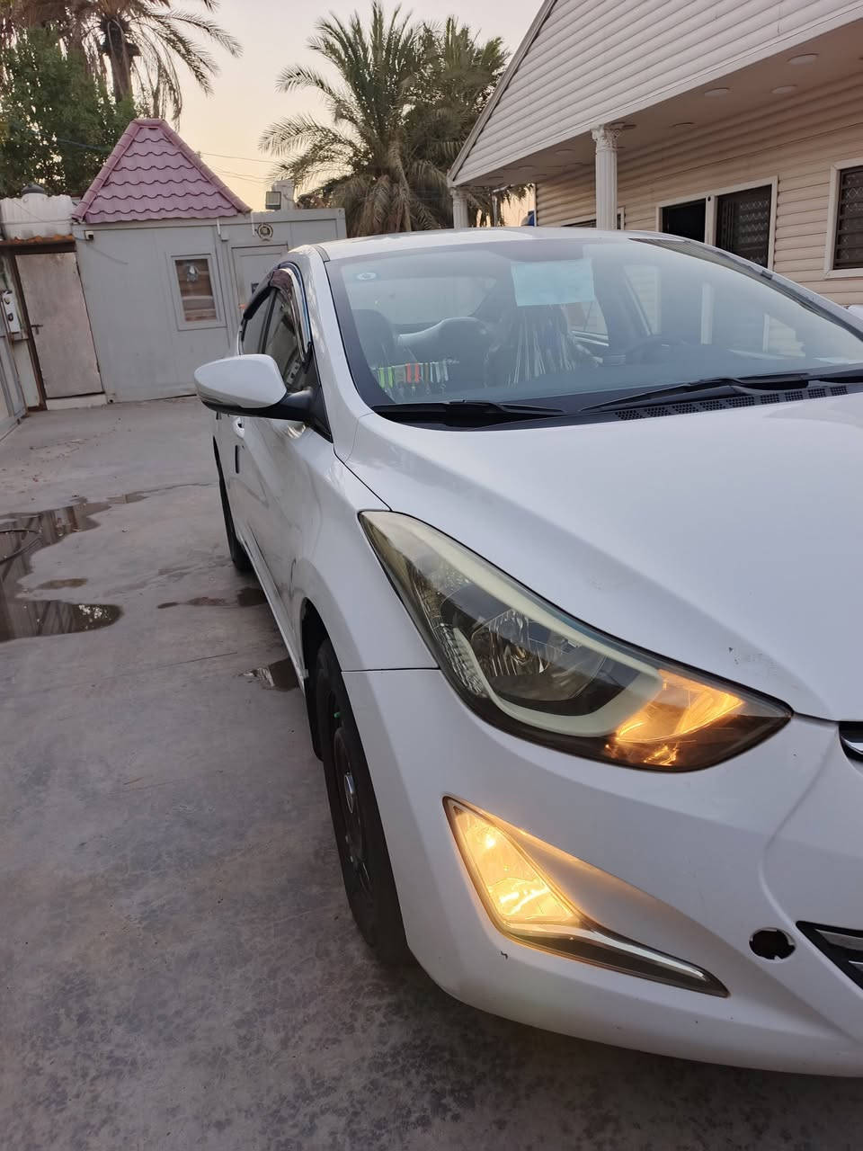 السلام عليكم النترا 2015 خليجيه المحرك 1800 عنوان السياره بغداد البلديات ماشي 176 سعر السياره 126💸📞***********
