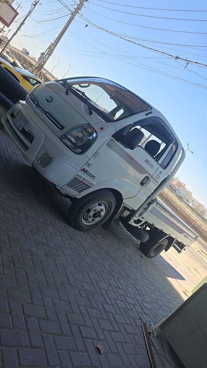 للبيع كفاله عامه
ماشية 64 الف 
رقم بغداد 
السعر ١٧٠ ورقة 
***********
