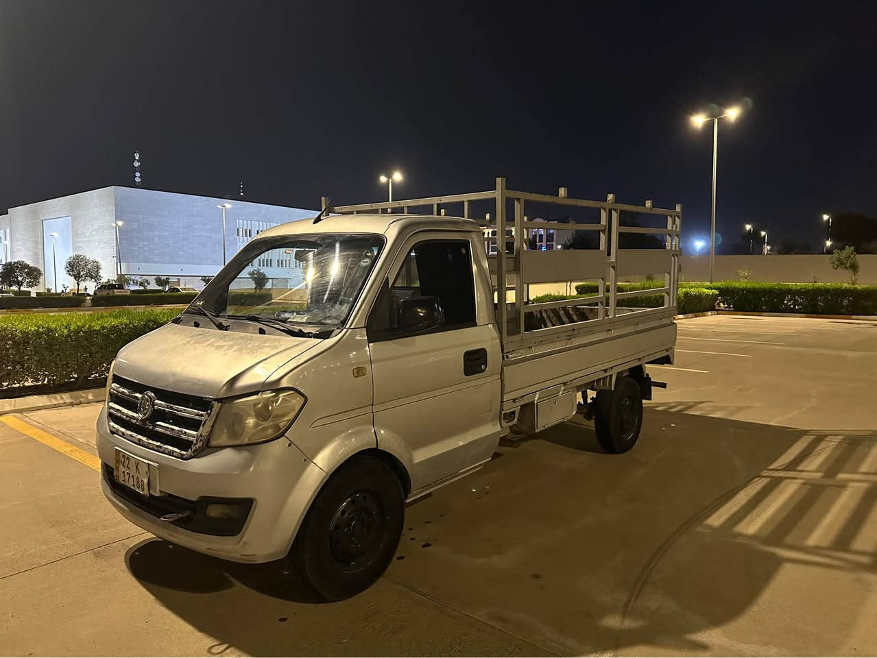 دۆلفین بار٢٠١٧ 
سەنەوی نوێیە تا ٢٠٢٨ 
٢ پارچەی کلێرە بێ مەحجون و بێ دەحم و لێدرا 
پێش و پشت کەپس
٥٢ وەرەقە
☎️*********** أربيل, العراق
